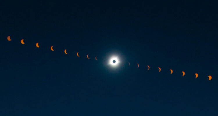 Foto de un eclipse solar anular