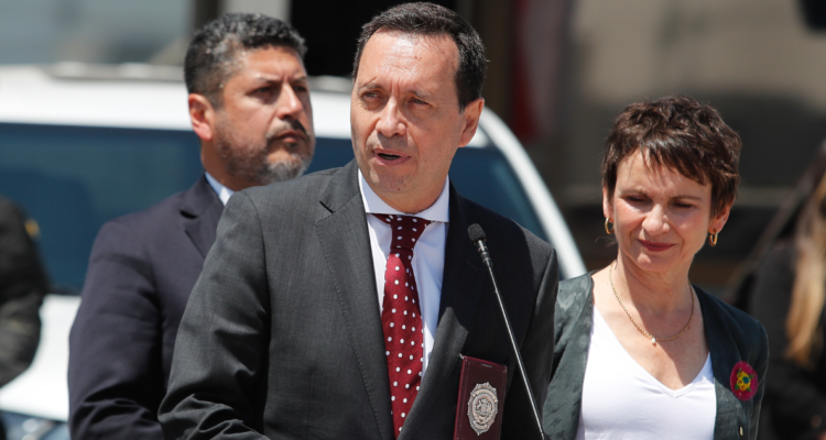 Eduardo Cerna justifica llamada de ministra Carolina Tohá a Manuel Monsalve