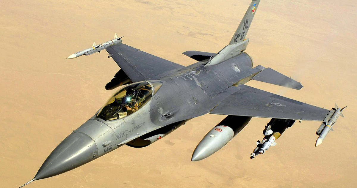 EEUU aprueba posible venta de equipos para aviones F-16 a Argentina por 941 millones de dólares