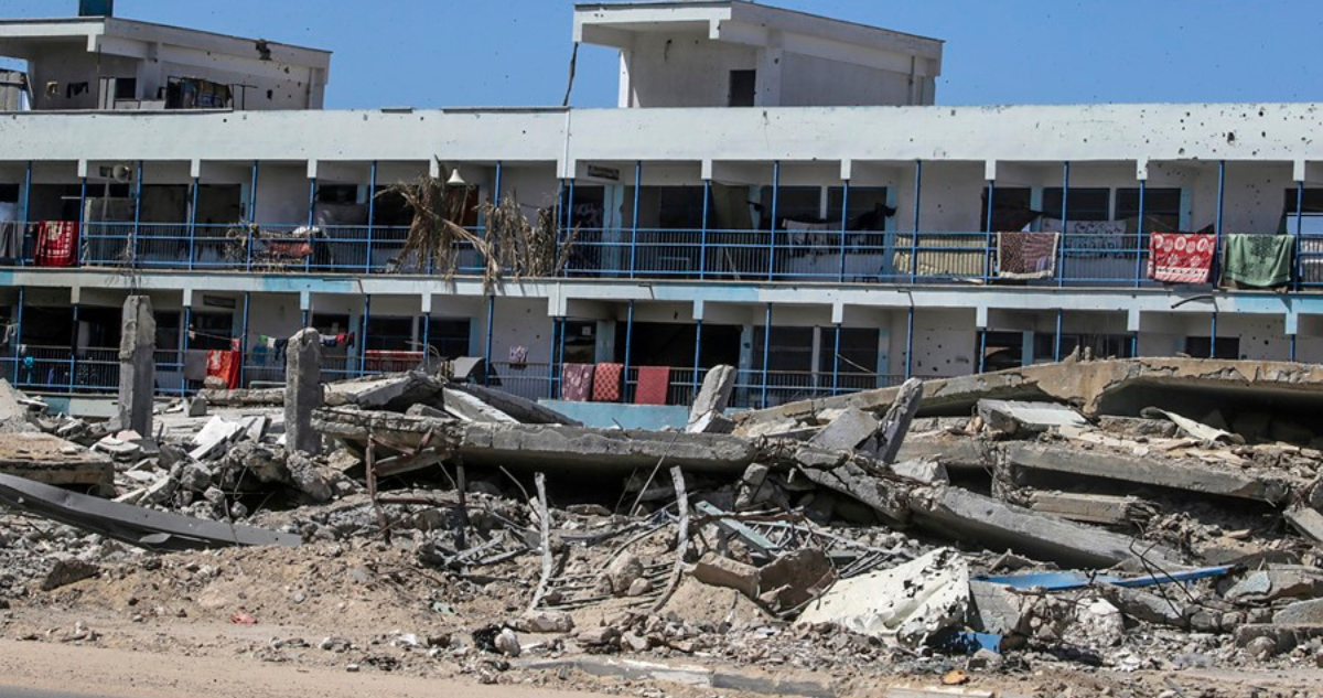 Al menos 10 muertos y una treintena de heridos tras ataque israelí contra escuela de la UNRWA en Gaza