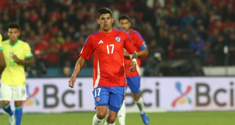 Esteban Pavez, otra baja de LA Roja para duelo con Colombia en Eliminatorias