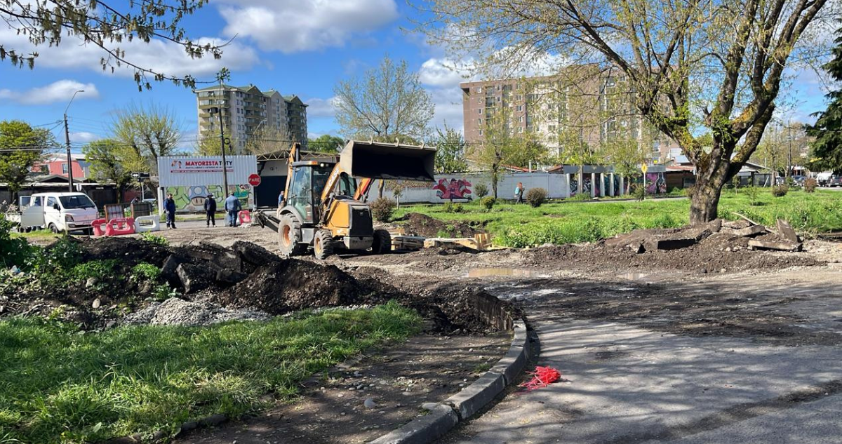 Trabajos en el estero Maipo de Los Ángeles