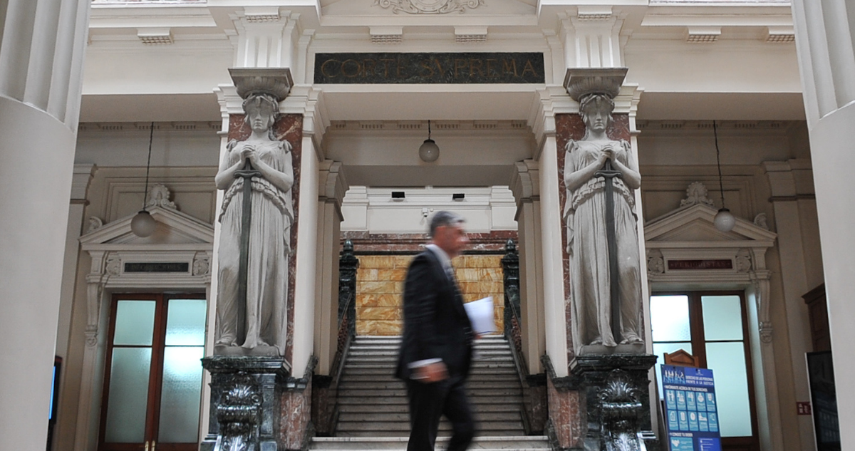 Estos son los cinco jueces que optan a la Corte Suprema tras la salida del exministro Jorge Dahm