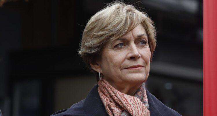 Diputados UDI respaldan a Matthei y acusan “sesgo político” en filtración de chats de Luis Hermosilla