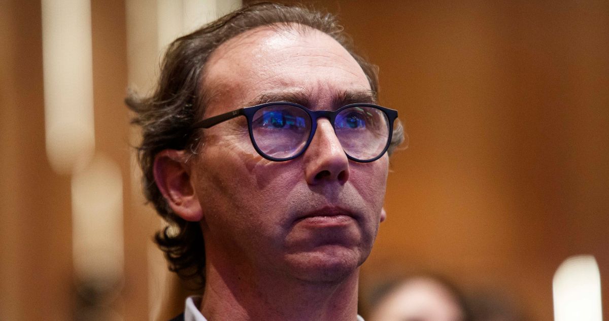 Exministro Figueroa advierte que proyecto que pone fin al CAE “va a traer consecuencias muy graves”