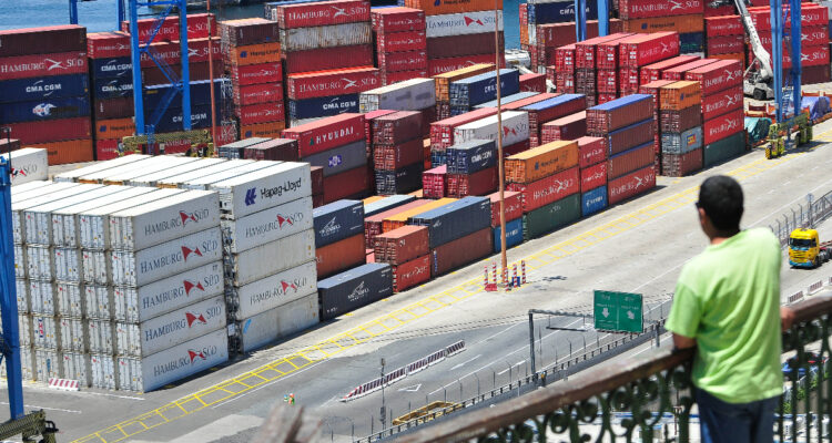 exportaciones de bienes y servicios logran nuevo máximo anual y número de empresas exportadoras crecen 3,9% en 2024