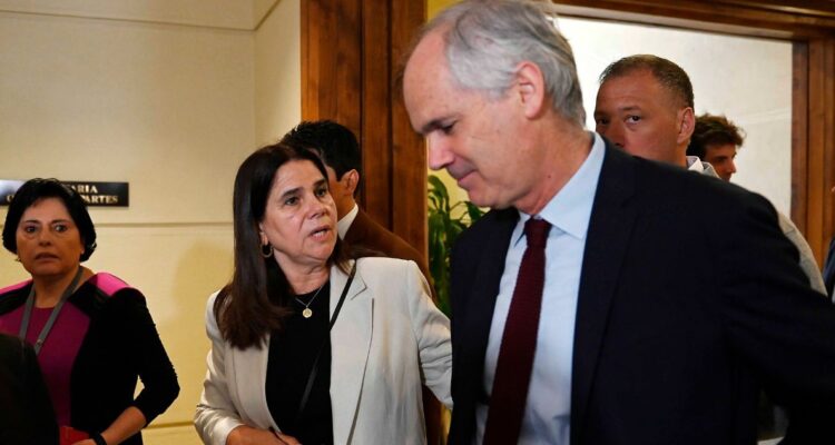 “No está el ambiente político”: Ossandón (RN) descarta error tras anuncio de fallida AC contra Boric