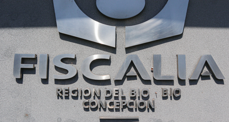 Logo de Fiscalía por investigación a Carabineros en medio de caso Convenios