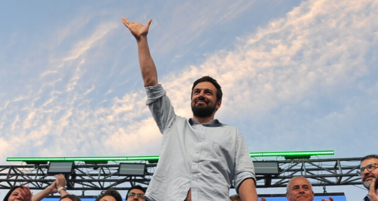 Tomás Vodanovic arrasa y celebra reelección como alcalde de Maipú: “Tenemos mucho que avanzar”