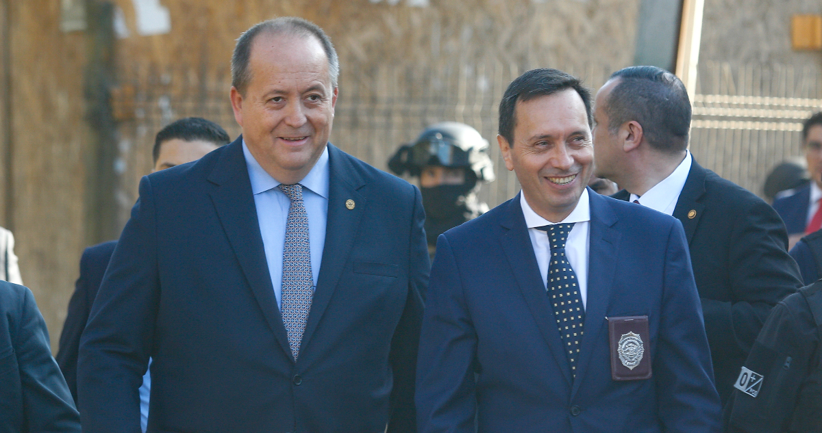 Director de la PDI, Eduardo Cerna, llamó telefónicamente a Fiscal Nacional previo a reunirse con Tohá