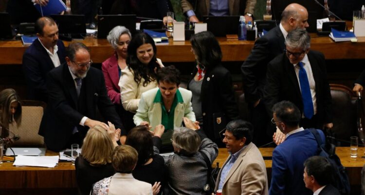 Fracasa acusación constitucional de Republicanos: Cámara rechaza libelo contra ministra Tohá