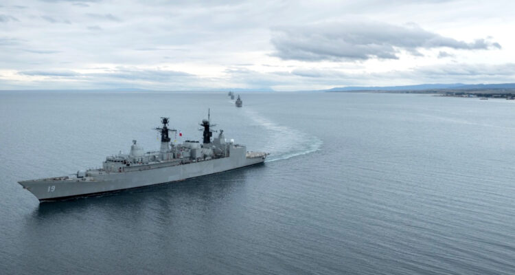 Fragatas de la Armada se desplegarán en el Estrecho de Magallanes para reforzar soberanía