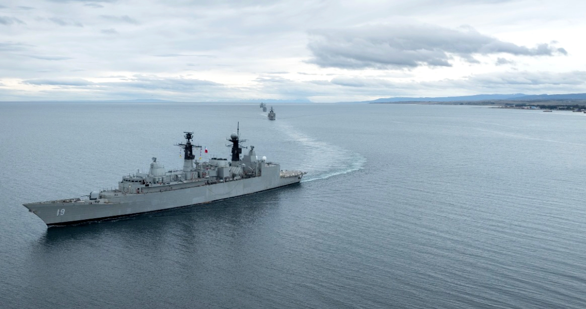 Fragatas de la Armada se desplegarán en el Estrecho de Magallanes para reforzar soberanía