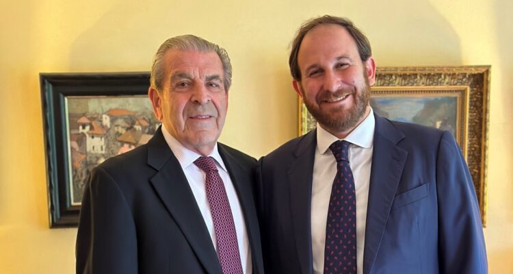 Frei entrega apoyo a Max Luksic en Huechuraba: “Es el mejor candidato”