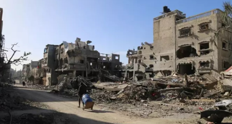 Imagen de archivo de edificios destruidos por bombardeos en la ciudad de Yabalia