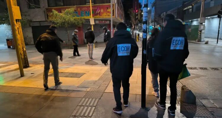 Hombre muere tras intentar apuñalar y asaltar a funcionario de la PDI en pleno centro de Calama