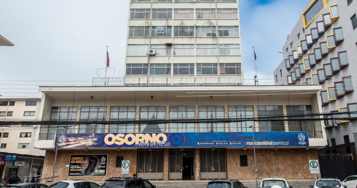 Investigan presuntos pagos indebidos de horas extras dentro de municipio de Osorno