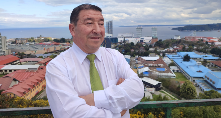 Intervención en contrataciones del DAEM puertomontino propone candidato a alcade Arturo Sánchez