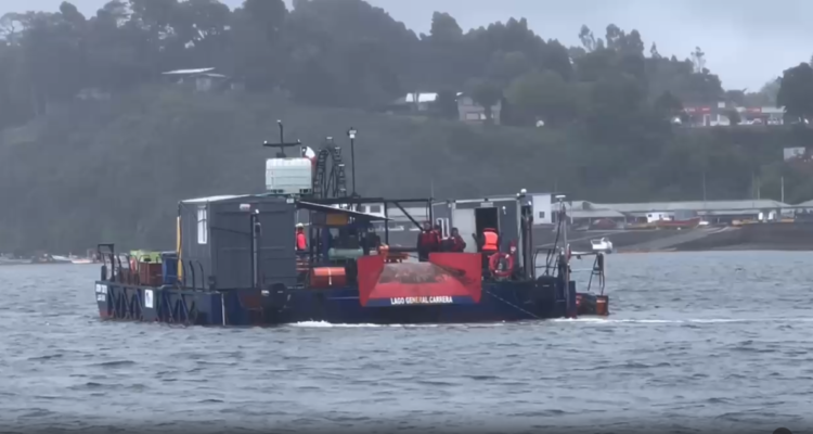 Instalación de cable subacuático inicia proceso de implementación de fibra óptica para Corral