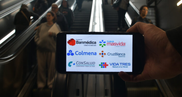 Planes de isapres subirían hasta más de $40 mil para algunos afiliados, por primas extraordinarias