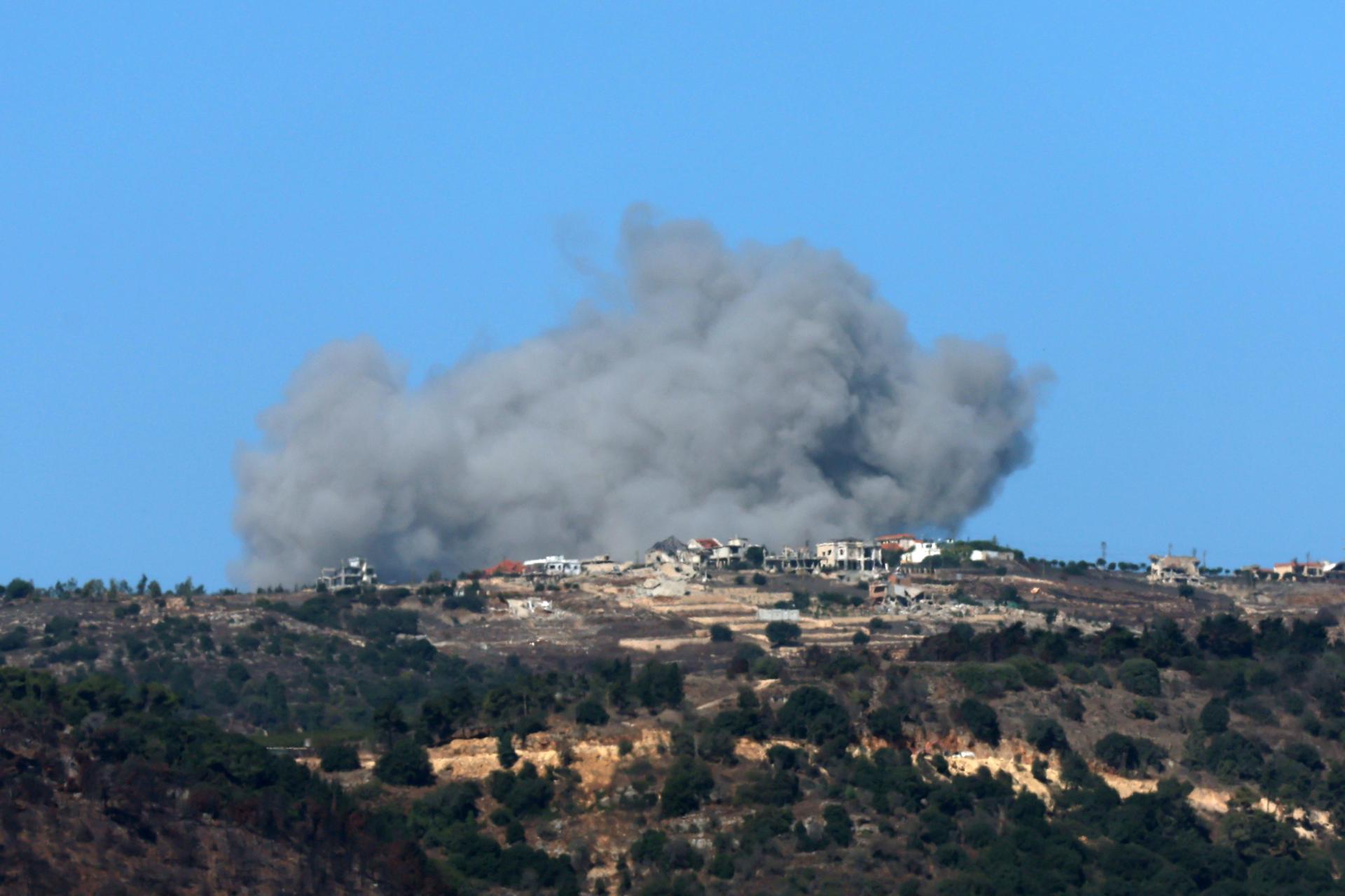 ataque aéreo israelí contra la aldea de Markaba, en el sur del Líbano.