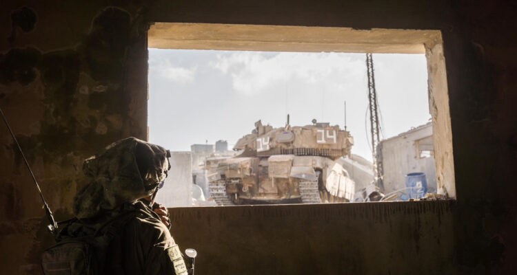 Israel inicia ofensiva contra ciudad libanesa de Tiro tras orden de evacuación