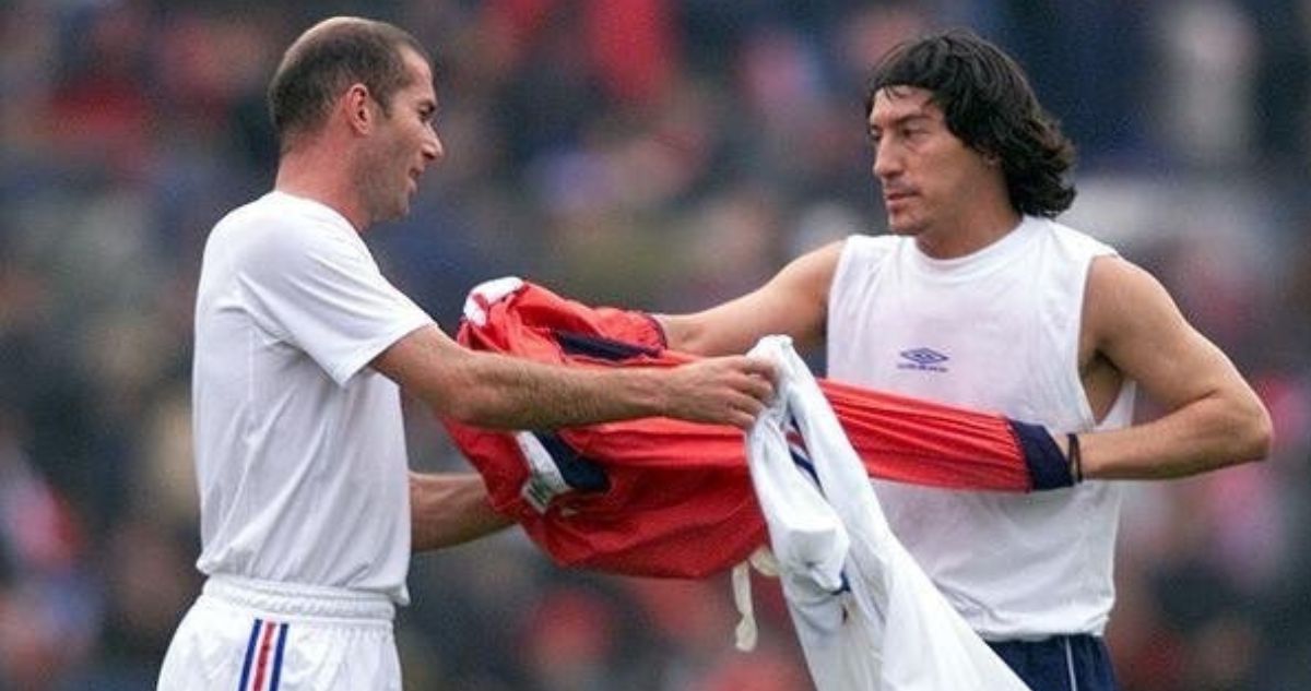 Las leyendas que quedaron impresionados con Iván Zamorano y su poder goleador: Zidane, Zlatan y Eto’o
