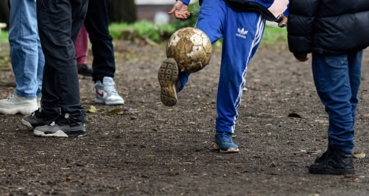jóvenes 18 años mejor niñez