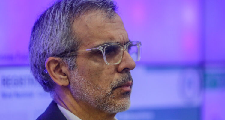 Ya es “regla general”: Cordero expresa preocupación por uso frecuente de armas en las bandas