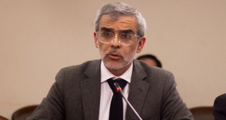 Luis Cordero debido a su visita a la región de La Araucanía