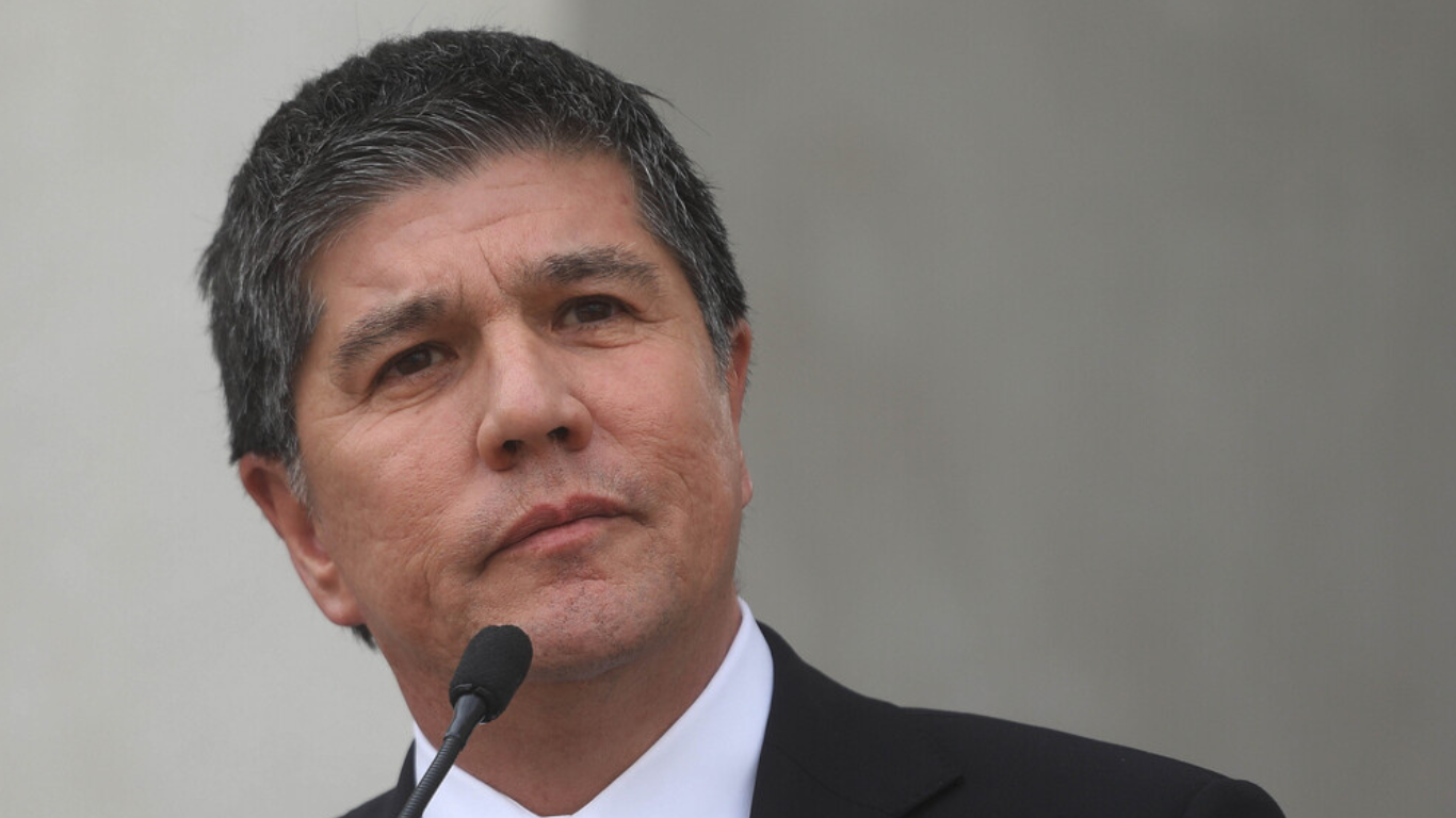 El Ministerio del Interior confirmó la apertura de un sumario administrativo tras la denuncia por violación en contra del exsubsecretario Manuel Monsalve.