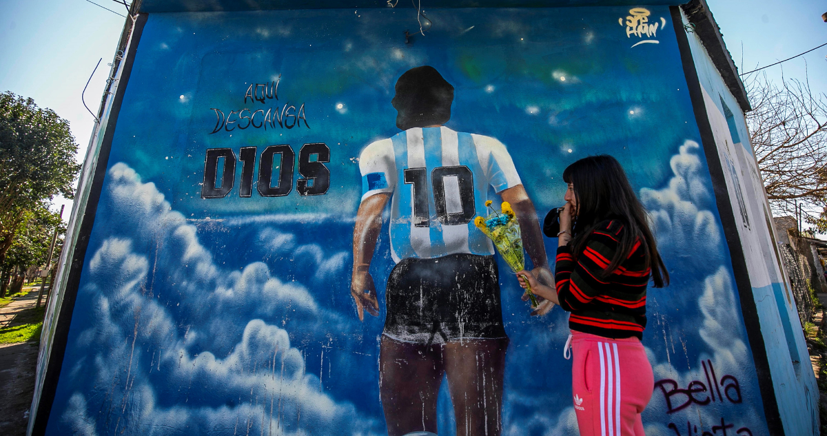 Por pedido de los hijos: Justicia autoriza traslado de restos de Maradona a mausoleo en Buenos Aires