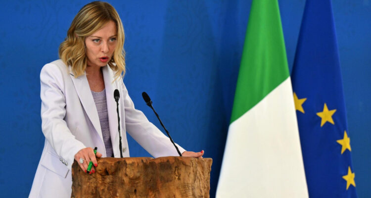 Italia espera recaudar hasta $4 mil millones de euros de los bancos para el próximo presupuesto