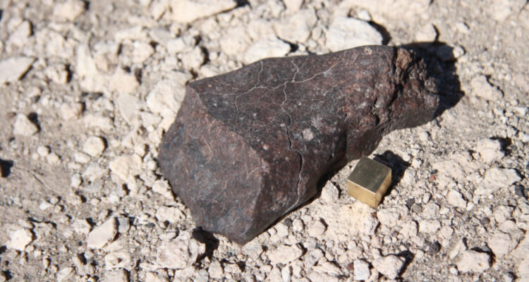 Uno de los meteoritos encontrados en Chile