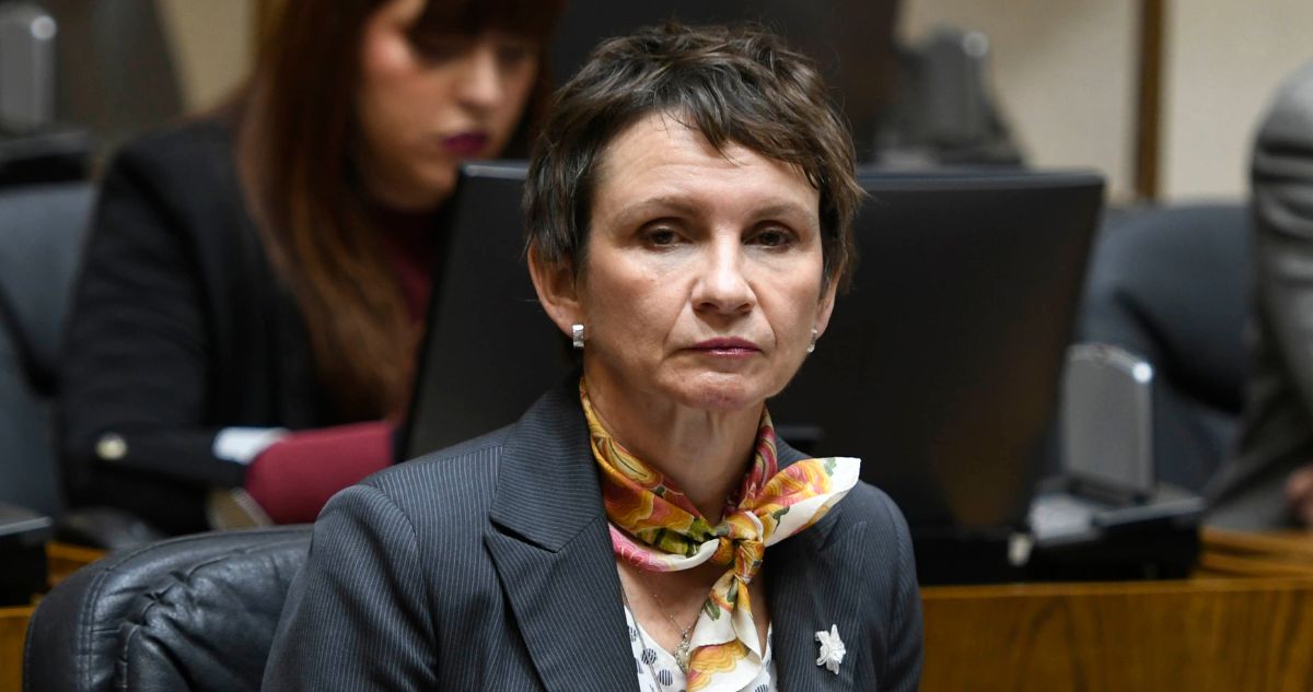 Carrera contra el tiempo: Esta semana se podría votar AC contra ministra Tohá