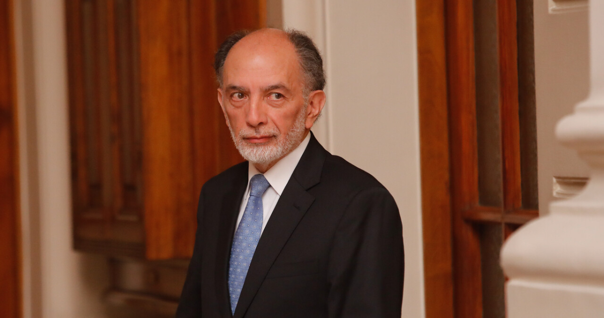 Ministro Muñoz responde AC: “Jamás he aconsejado a mi hija no comprar un departamento”