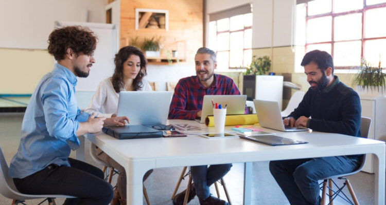 En los países desarrollados, la tasa de desempleo se mantuvo estable en el segundo trimestre de 2024