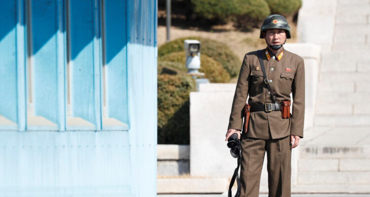 OTAN pide a Moscú y Pionyang que ponga fin a despliegue de militares norcoreanos en Rusia