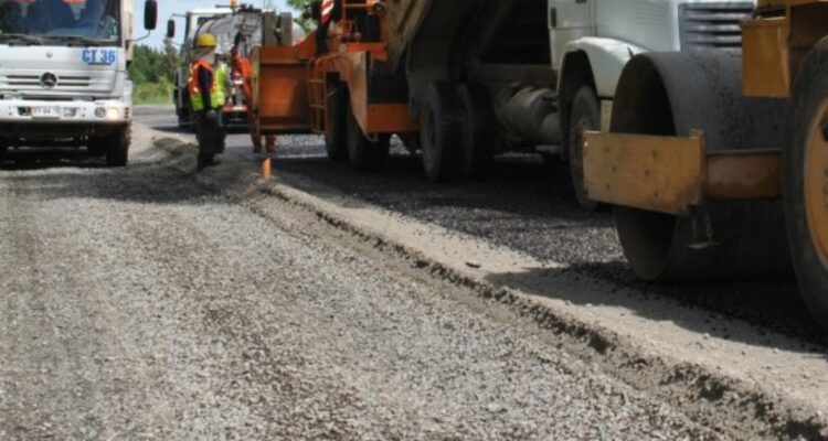 INVESTIGAN A JEFE PROVINCIAL DE VIALIDAD QUE INTERVINO EN PROYECTO PARA PAVIMENTAR CAMINO A SU FUNDO: LUEGO SE CONSTRUYÓ UN CENTRO DE EVENTOS
