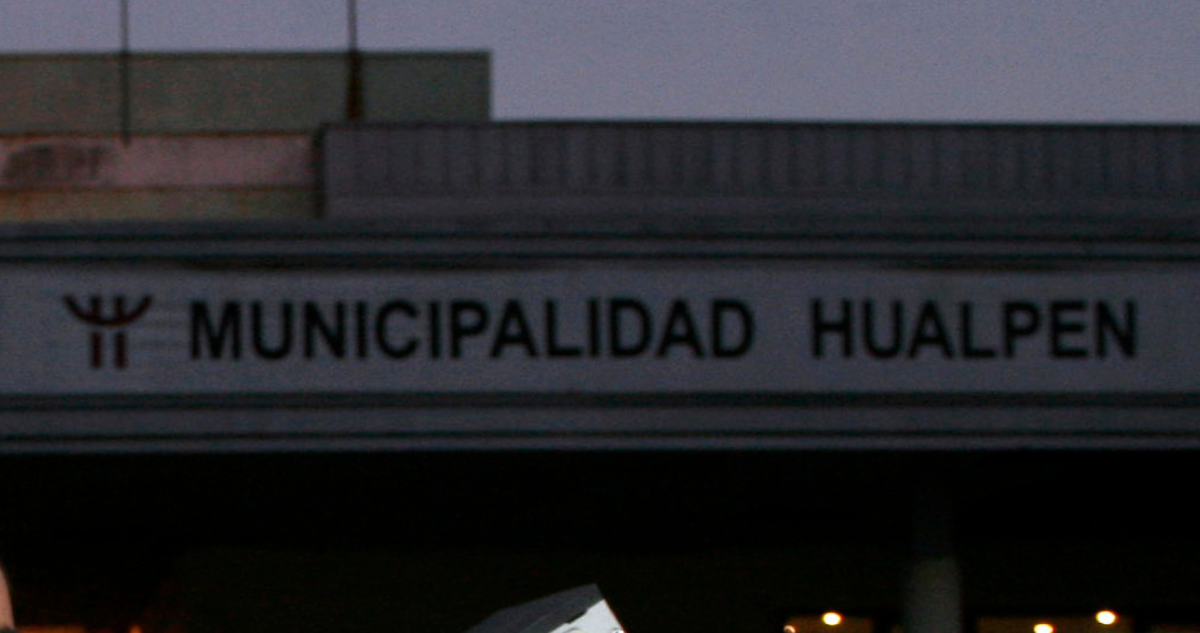Frontis de la Municipalidad de Hualpén por pelea en el lugar