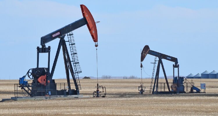 El precio del petróleo cayó luego del ataque de Israel solo a objetivos militares en Irán