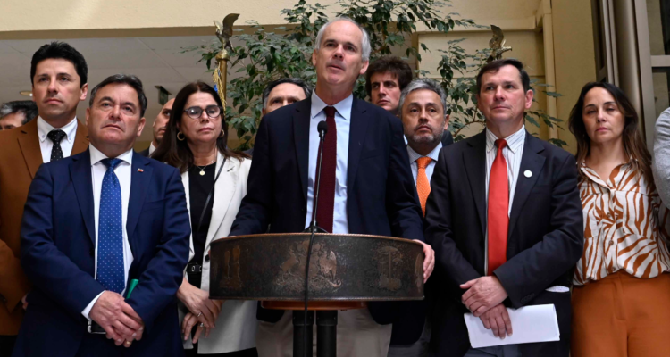 Presidente de RN descarta libertad de acción por Vitacura tras dichos de directiva local