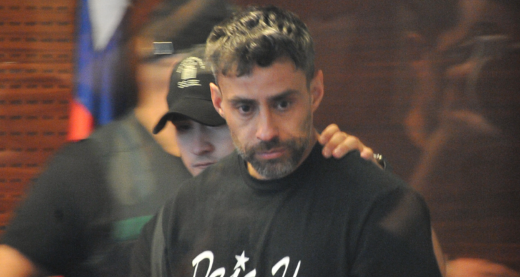 Dictan prisión preventiva a Jorge Valdivia tras denuncia por violación