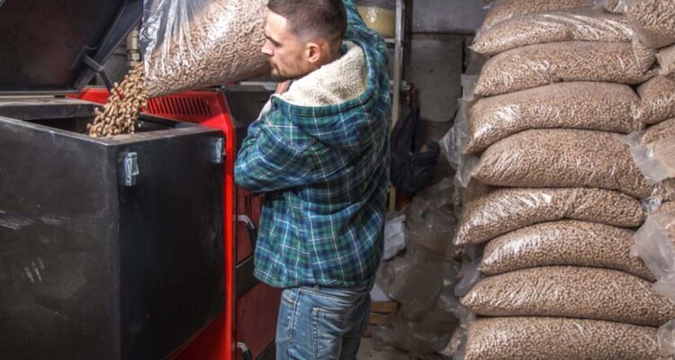 Producción de pellets en la región de Los Ríos