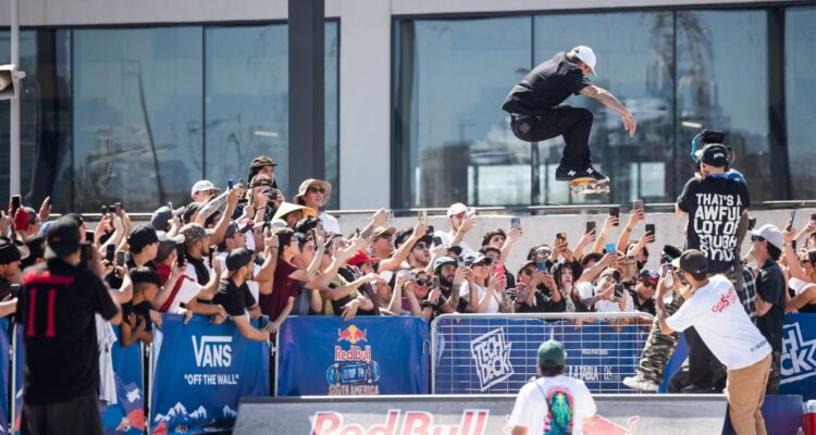 Red Bull Drop In Tour: leyendas del skate brillaron en Chile