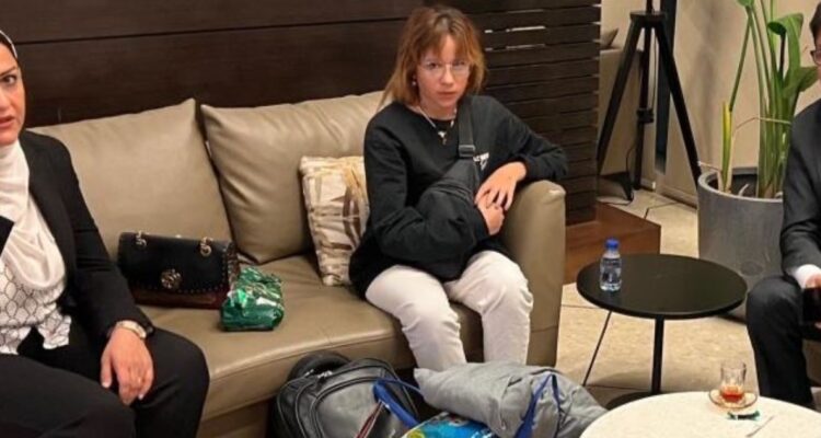 Rescatan en Gaza a mujer secuestrada por ISIS a los 11 años en 2014