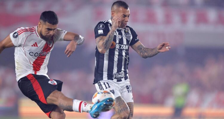 Con Vargas 10 minutos: Atlético Mineiro eliminó al River de Díaz y avanzó a final de Copa Libertadores