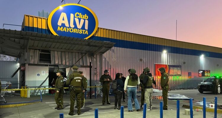 Nuevo intento de robo contra cajero automático en la capital: afectó a supermercado en Renca