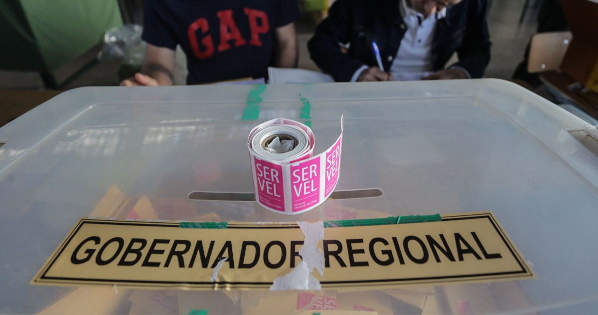 En qué regiones habrá segunda vuelta de gobernadores regionales tras los resultados de las elecciones y cuándo son con voto obligatorio.