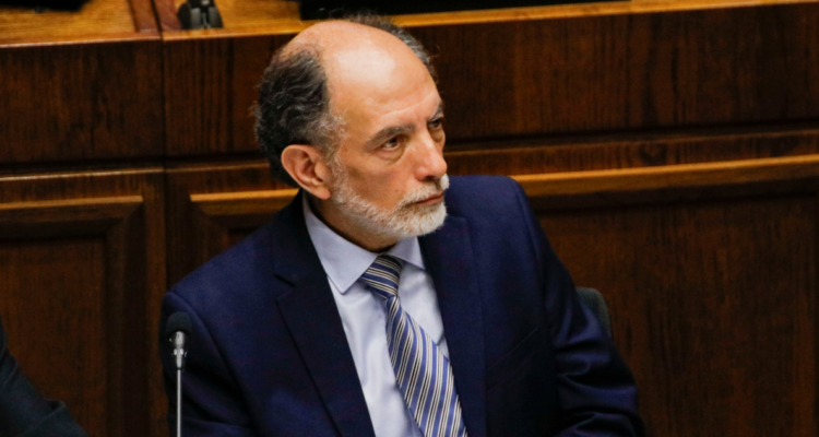 Sergio Muñoz alerta que aprobación de AC en su contra “afectaría la independencia del Poder Judicial”